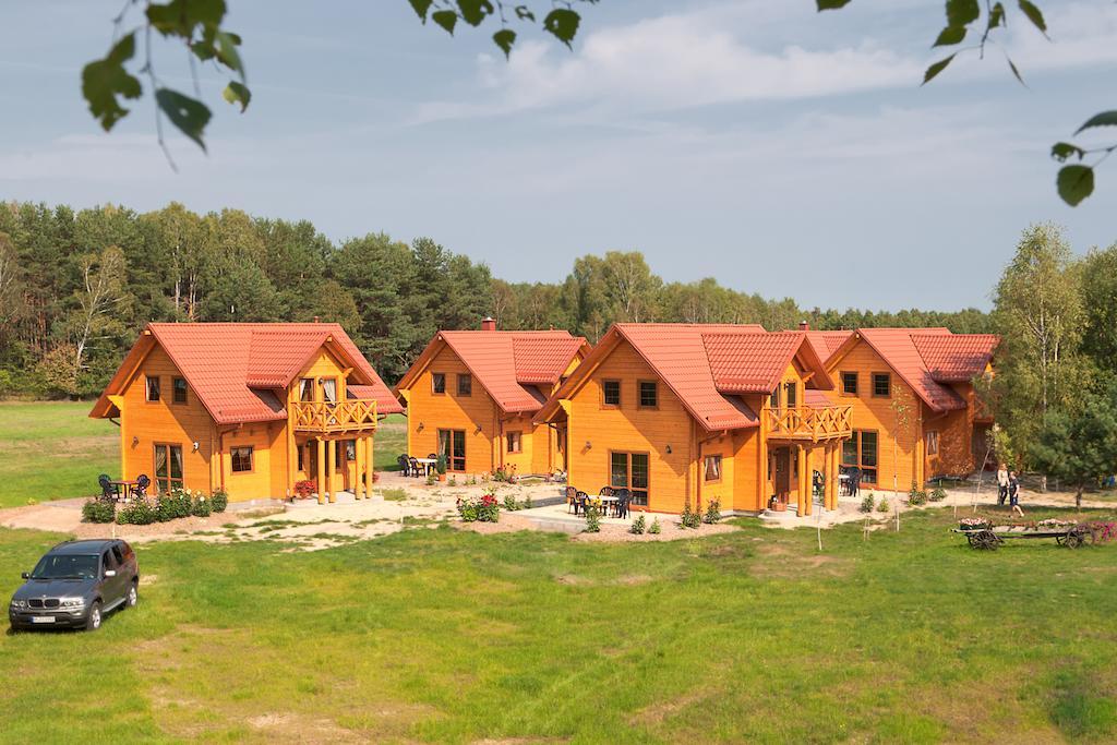 Готель Osrodek Wypoczynkowy Ranczo Окунінка Екстер'єр фото